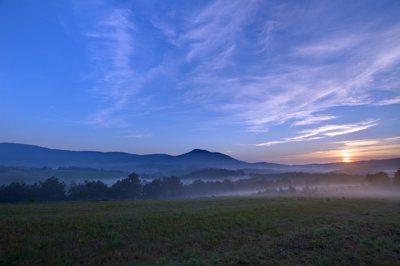 Le soleil va prendre la place de la brume_4789236098_l.jpg